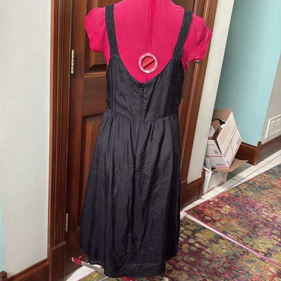 Velvet Brand Silk dress lingerie slip lined/silk black/black lace low V-neck - Picture 9 of 15